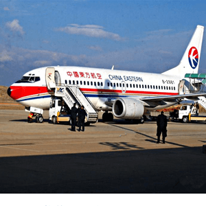 东阳横店机场物流航空快运业稳步发展的原因是什么？